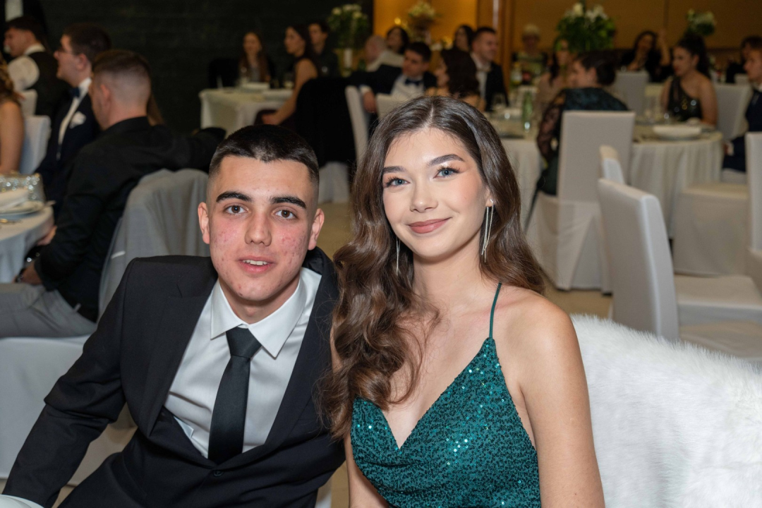 Zavirite na maturalni ples šibenske Medicinske škole (2)