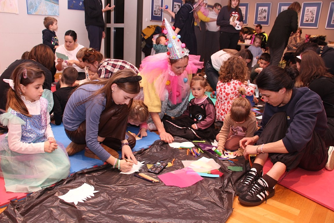 U vodičkoj knjižnici održana radionica izrade maski i pričaonica