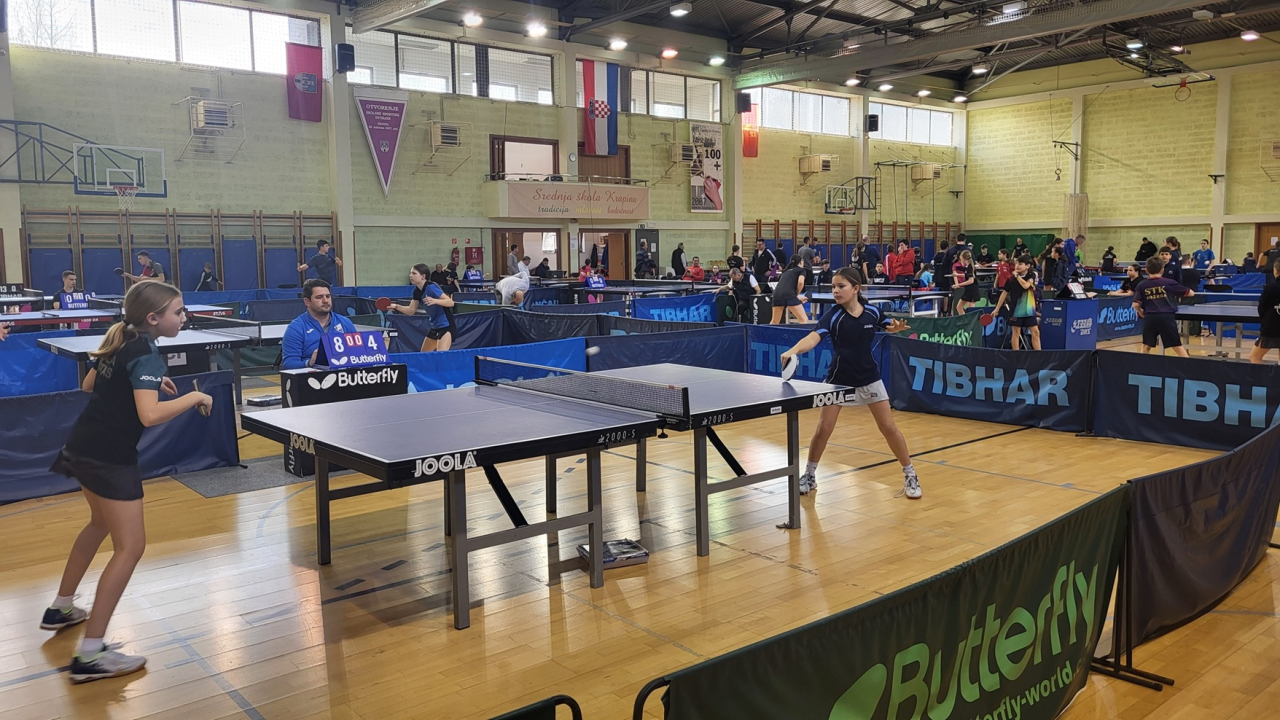 FOTO: Stolnotenisačice Šibenika nastupile u Krapini, Vilmi Despot bronca
