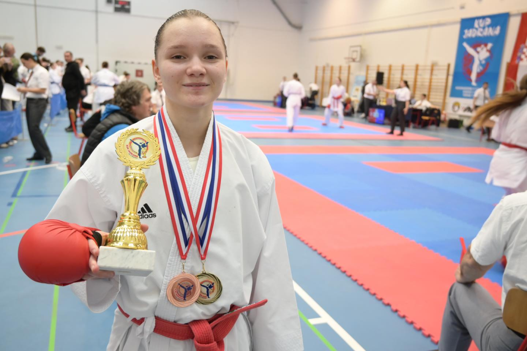 FOTO: Karate klub Okit drugi ukupno na 'Kupu Jadrana' sa 37 medalja