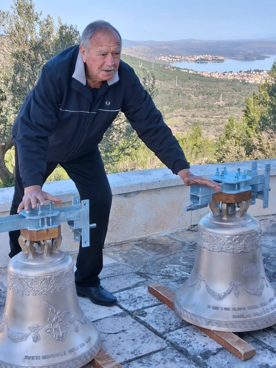 Pomišljaju blagoslovljena i postavljena nova bilička zvona