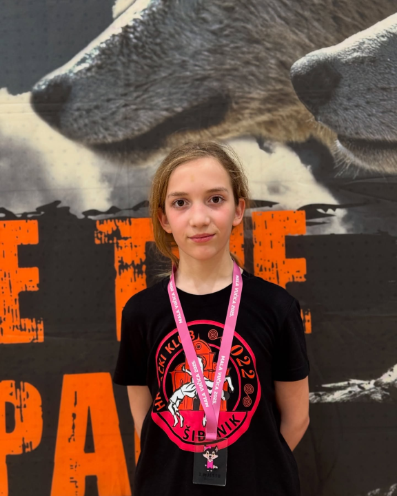 FOTO: Hrvačicama Šibenika tri medalje na 'Maloj Vučici'