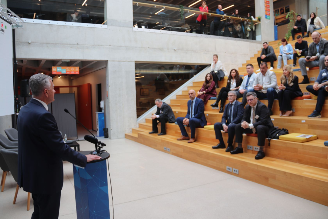 Gradonačelnik Burić na forumu Lider invest: ‘Šibenik je predvodnik industrijskog procvata na jadranskoj obali’