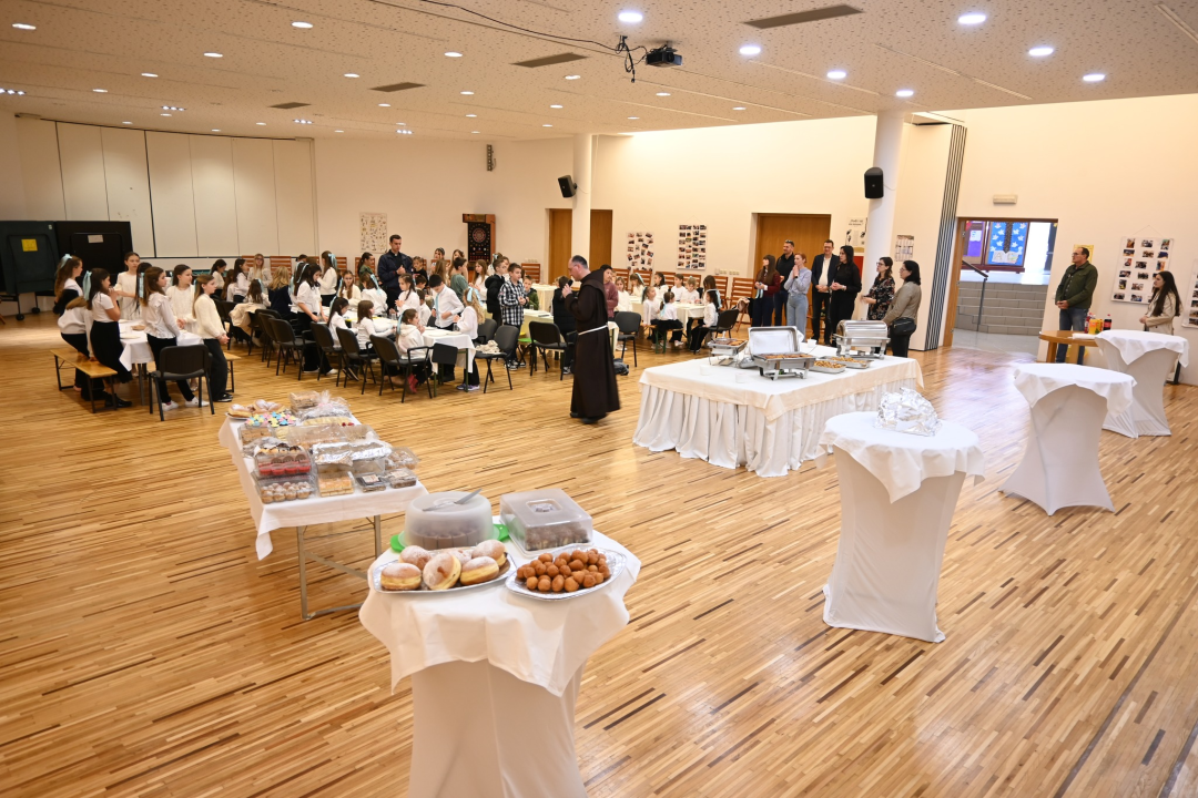 Dječji zbor sa zagrebačke Knežije gostovao u Župi sv. Ante Padovanskog na Šubićevcu