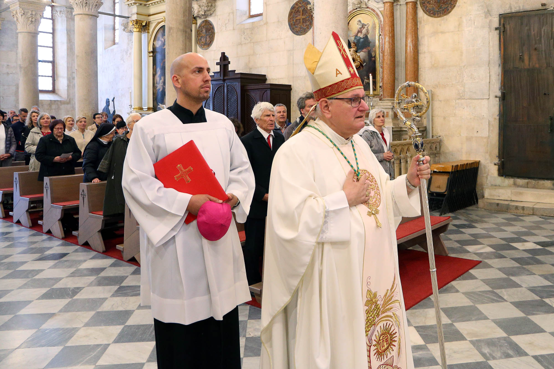 Održana misa posvete ulja u katedrali sv. Jakova