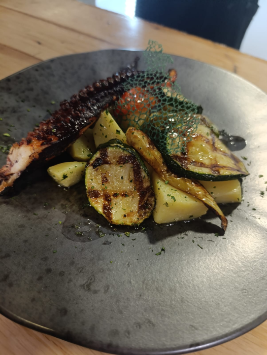 FOTO Domaći gušti na tanjuru: Nova dnevna ponuda u Restoranu No. 4