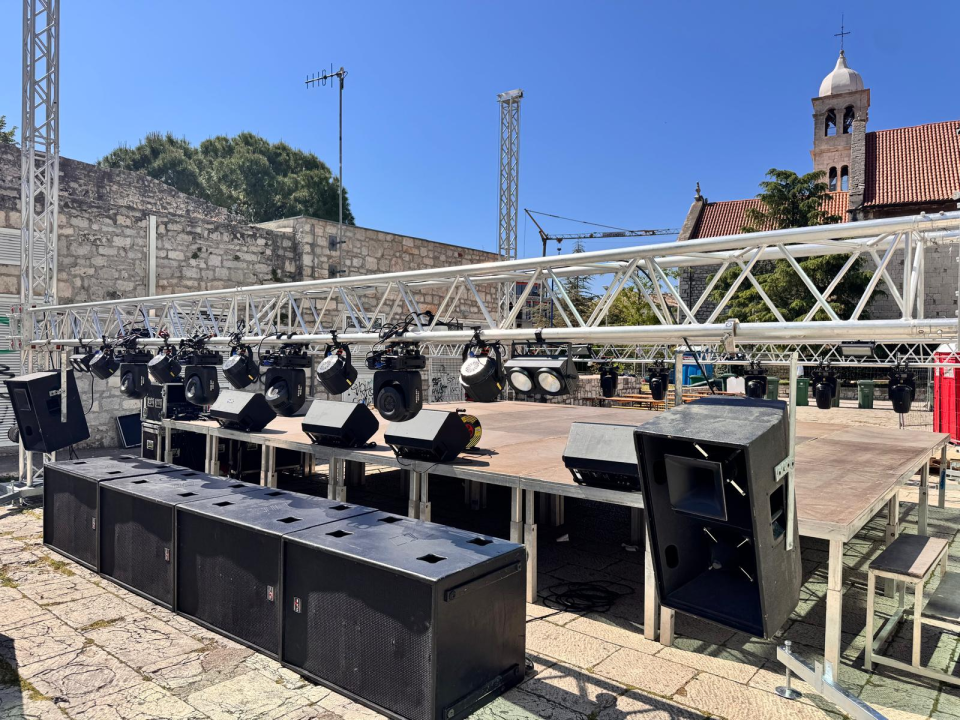 Dvodnevni festival 'SE15:Bis za kraj' starta večeras: Pogledajte kako teku pripreme