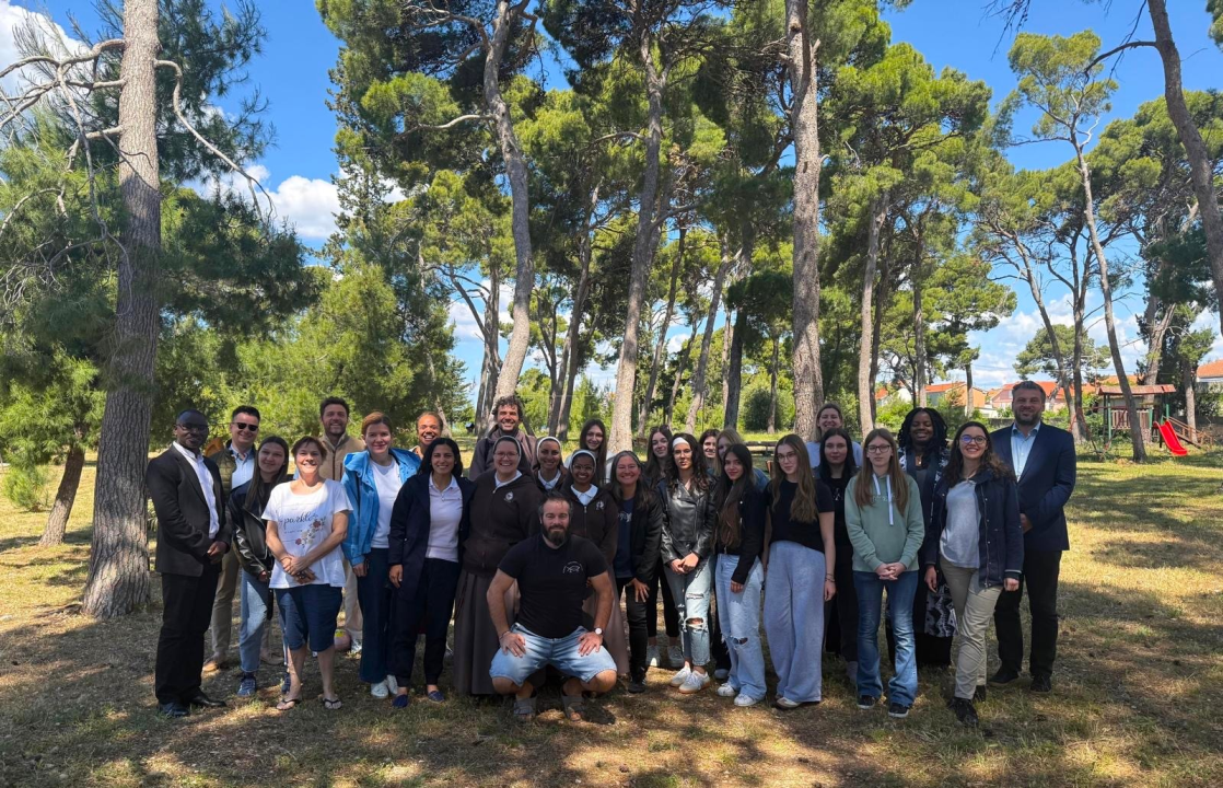 Učenici iz Drniša sudjelovali u stvaranju održive budućnosti na Krapnju