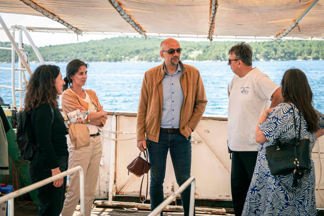 'Tijat' isplovio na probnu vožnju zbog certifikata: Župan Jelić prvi put na kultnom brodu