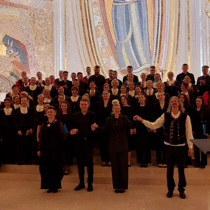 Članovi šibenskog 'Kola' održali koncert u Mostaru