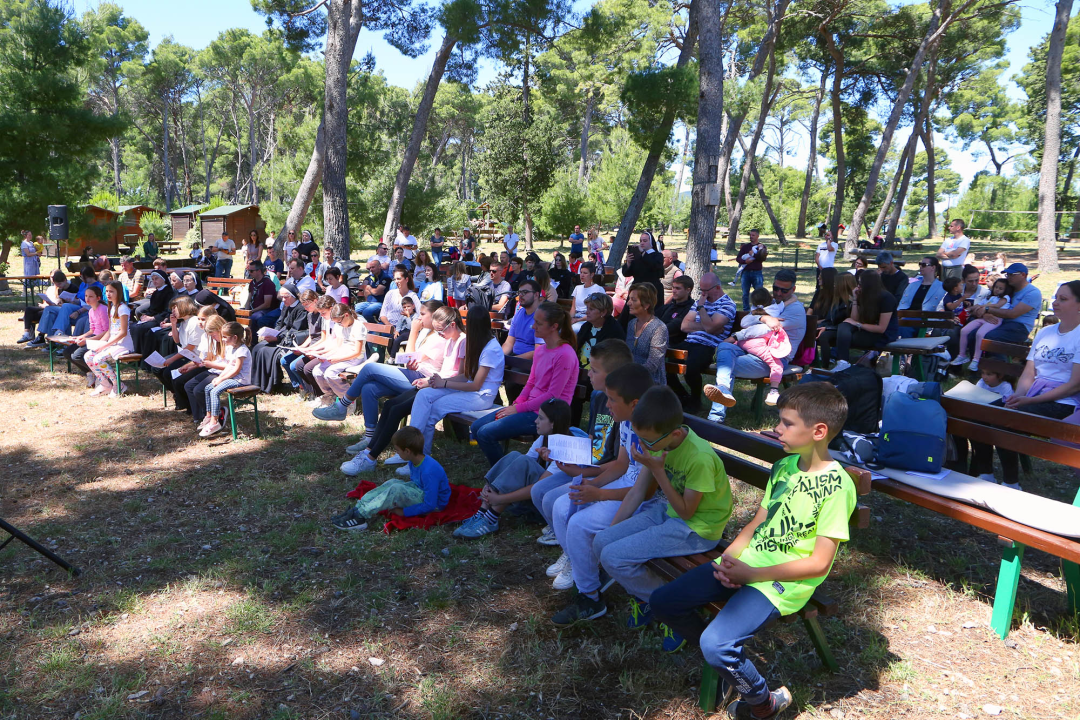 Na Krapnju održan susret mladih i obitelji