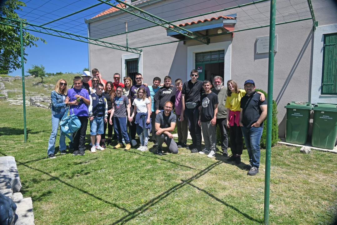 Edukativni izlet učenika centra šubićevac na Bribirska glavicu