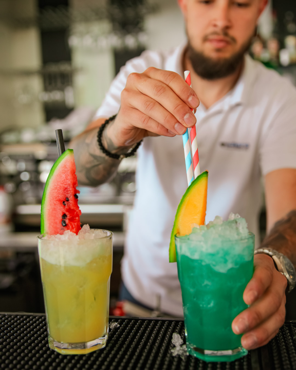 FOTO Shark Beach Club zasjao u novom sjaju – ljeto 2025. u znaku stila i užitka!