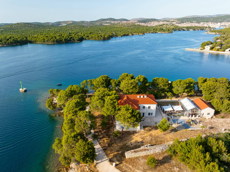 FOTO Natura Coffee Wine Events – Novo mjesto za uživanje uz more, dobro piće i glazbu