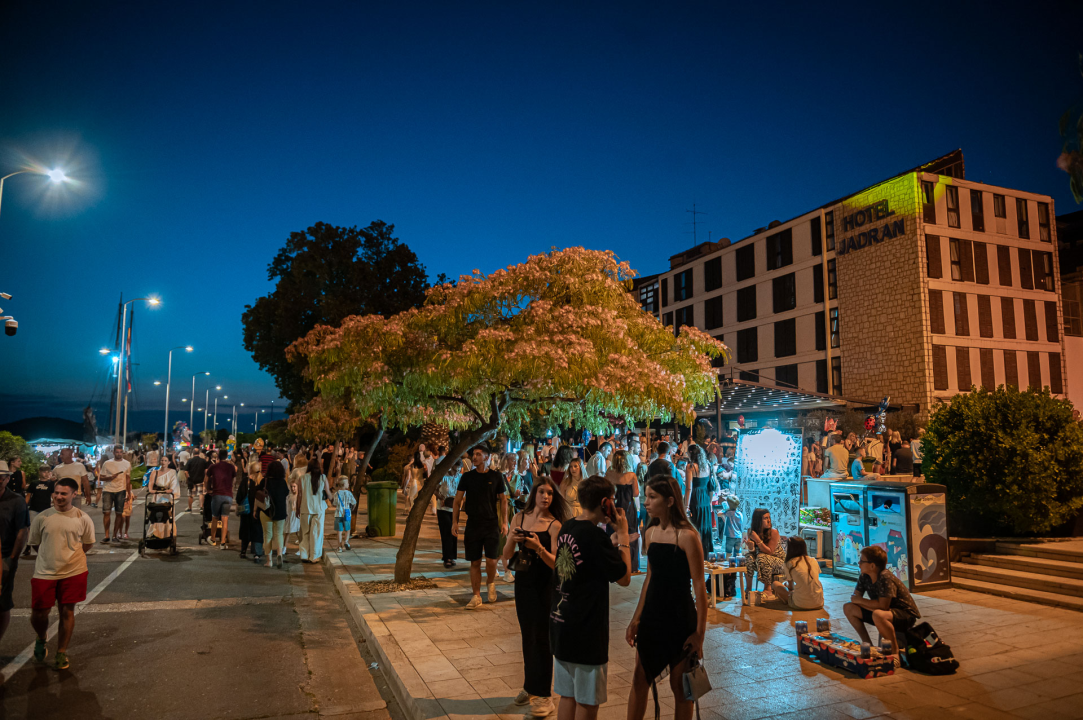 Spektakularan vatromet i grupa Rišpet označili kraj svečanog otvorenja 65. MDF-a