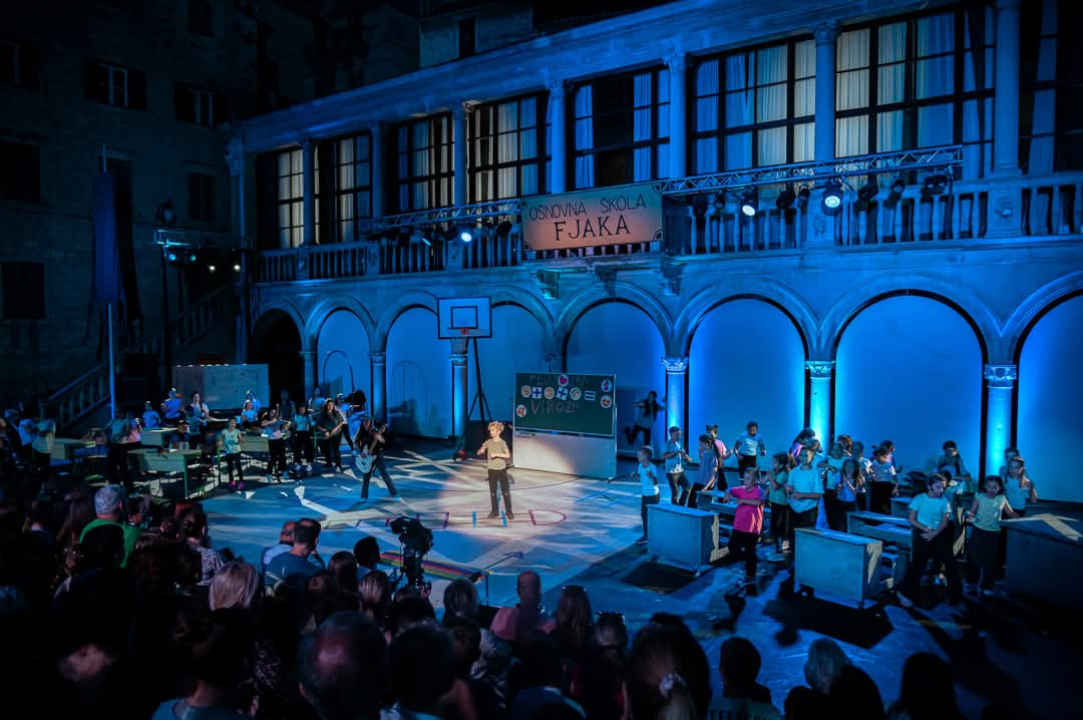 Održana generalna proba: Svečano otvaranje 65. MDF-a u Šibeniku uz mjuzikl, vatromet i feštu do ranih jutarnjih sati