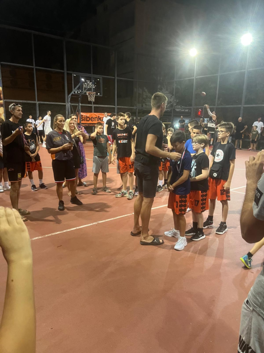 Večernji basket, modna revija i druženje: 'Mozart kup' u čast Draženu Petroviću okupio sve generacije