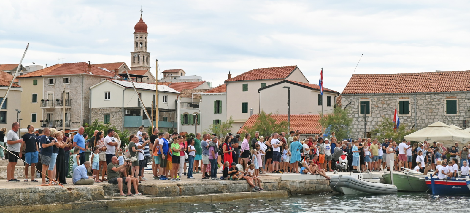 Održana ženska veslačka regata u Betini: Pogledajte koje su ekipe bile najbolje