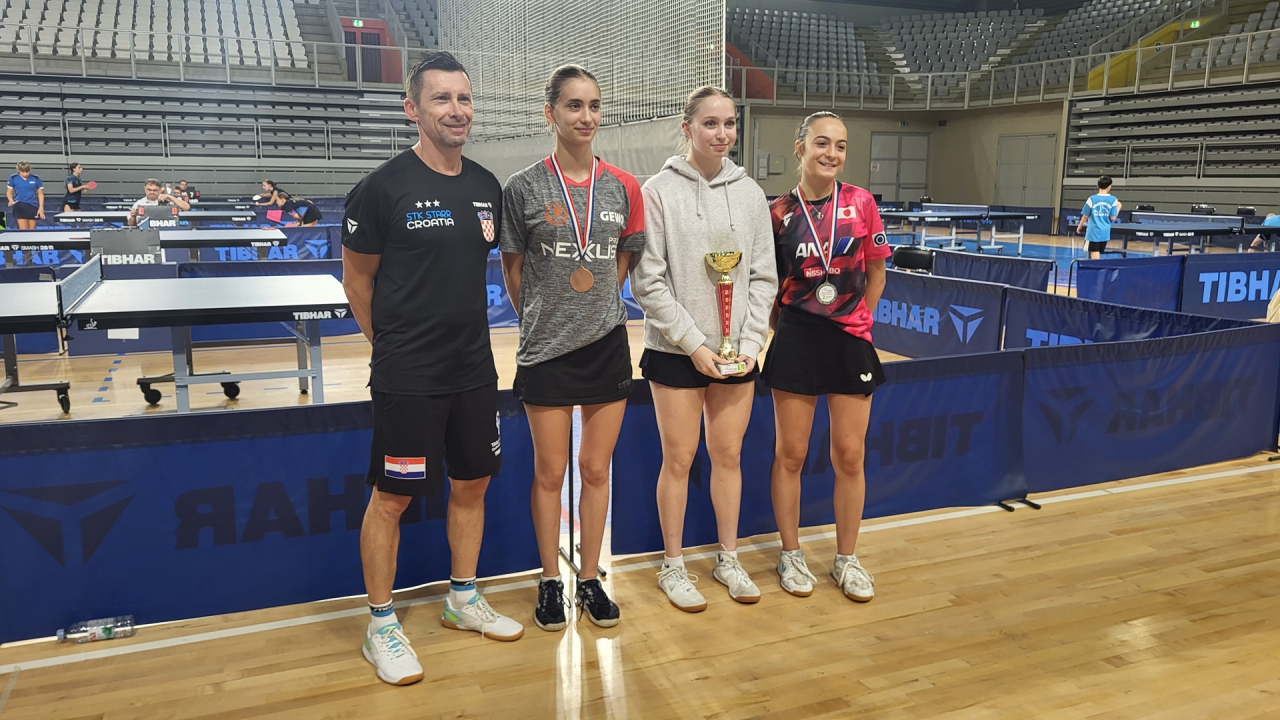 FOTO Odličan start sezone za stolnotenisačice Šibenika