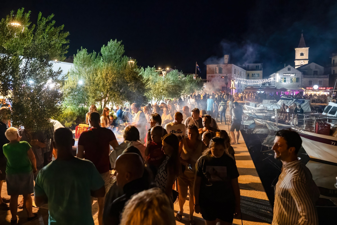 Neno Belan nastupio u Pirovcu