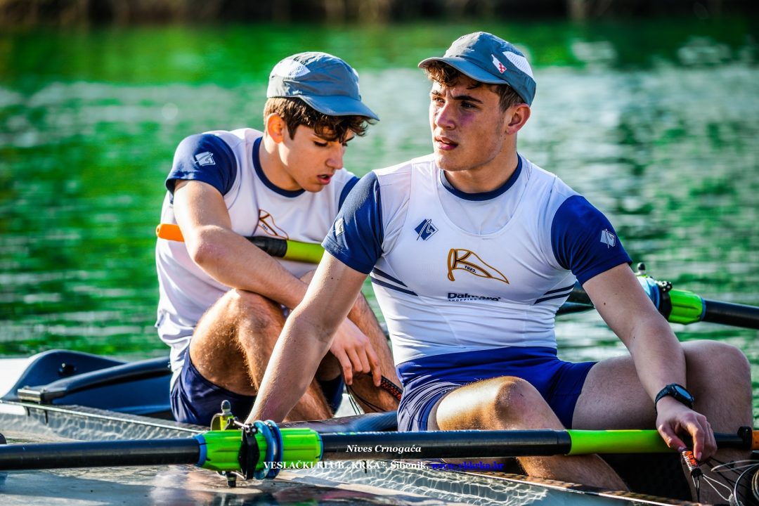 Veslački klub Krka poziva na upis u školu veslanja