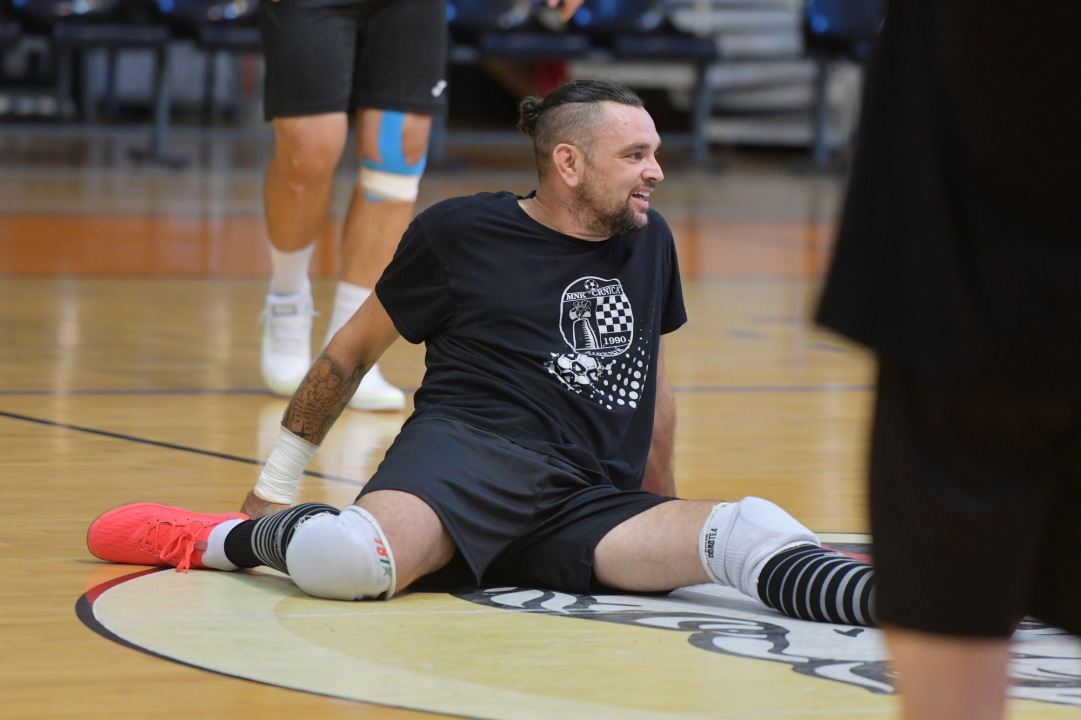 FOTO Na sinoćnjoj prozivci 19 malonogometaša Crnice, u sklopu priprema 'Kup Grada Šibenika'