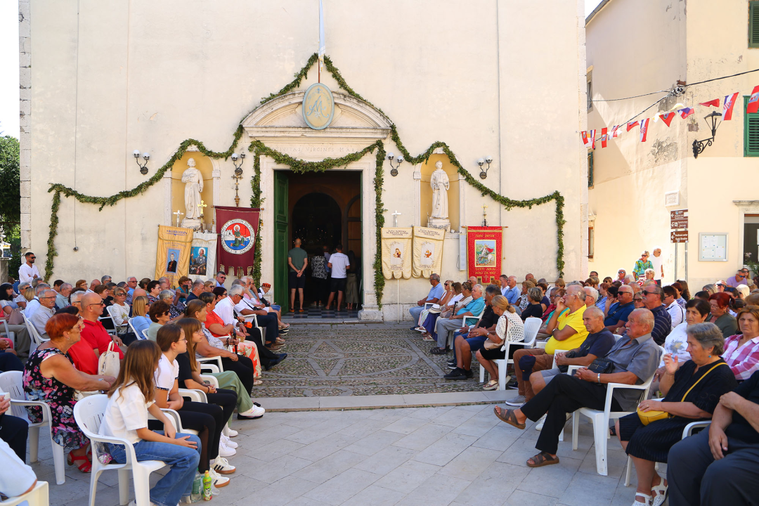 Mala Gospa u Skradinu