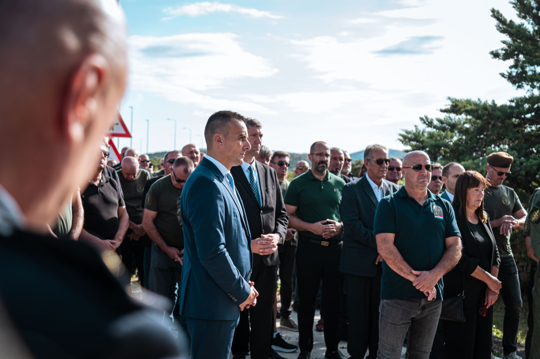 Na šibenskom mostu odana počast Marinku Kardumu