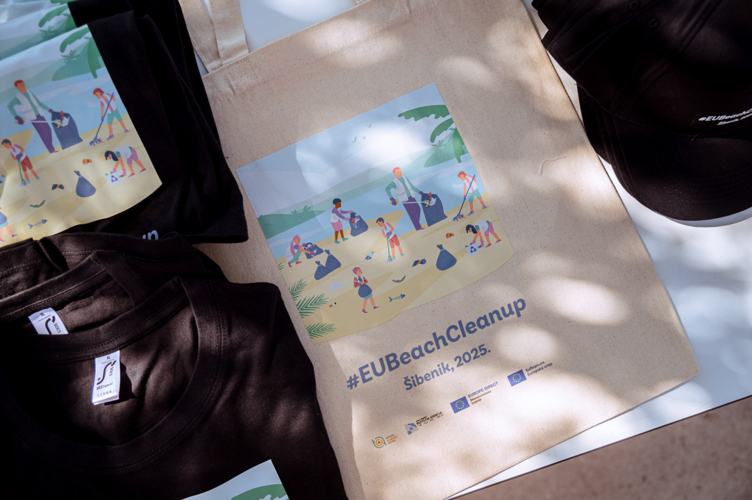 FOTO Šibenik danas pokazao svoje zeleno srce: Održana akcija EU Beach Cleanup 2025.