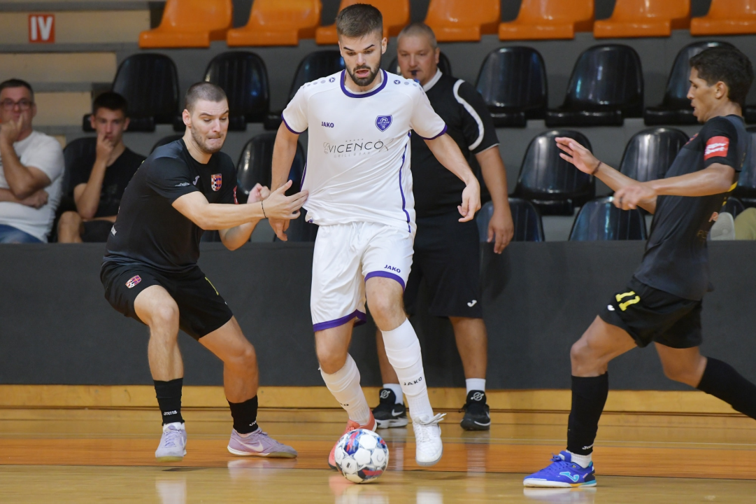 FOTO Malonogometaši Crnice osvojili 'Kup grada Šibenika' uvjerljivom pobjedom nad Torcidom
