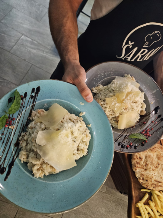 FOTO Posjetite Restoran Šarm, idealno mjesto za svako doba dana! 