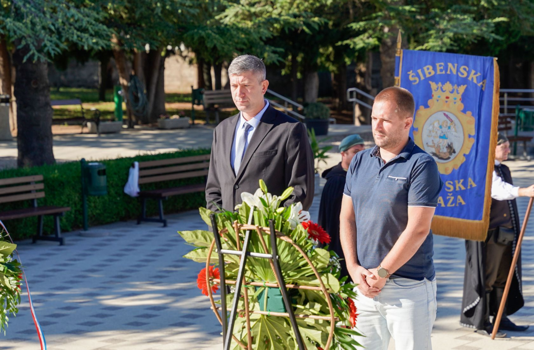Povodom Dana Grada i blagdana sv. Mihovila na Kvanju položeni vijenci 