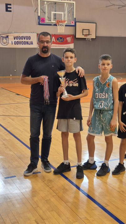 FOTO Dječaci iz OKK Dražen Petrović uvjerljivi pobjednici turnira 'Gradu na dar'