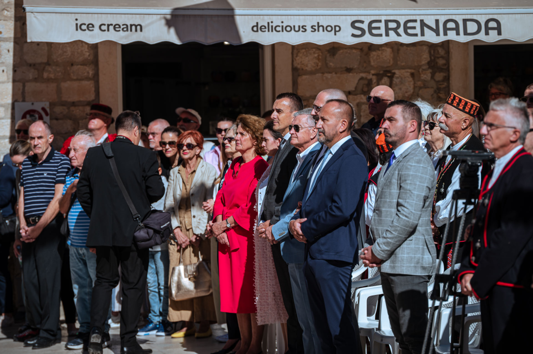 FOTO Održana svečana procesija i sveta misa u povodu blagdana sv. Mihovila