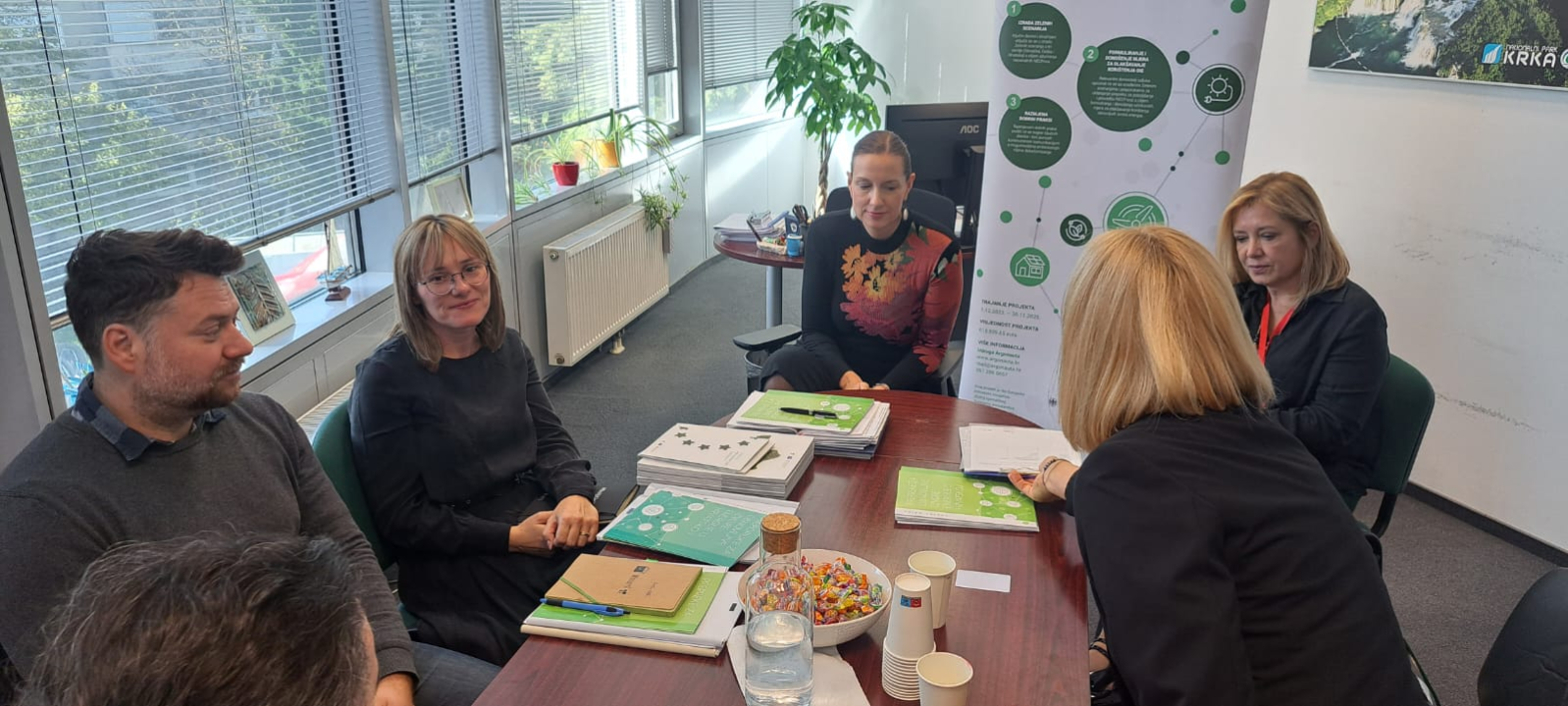 Udruga Argonauta na sastanku s državnom tajnicom o preprekama i rješenjima za obnovljive izvore energije