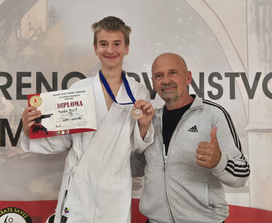 FOTO Karatašima Šibenika dva zlata i pet bronci u Mostaru