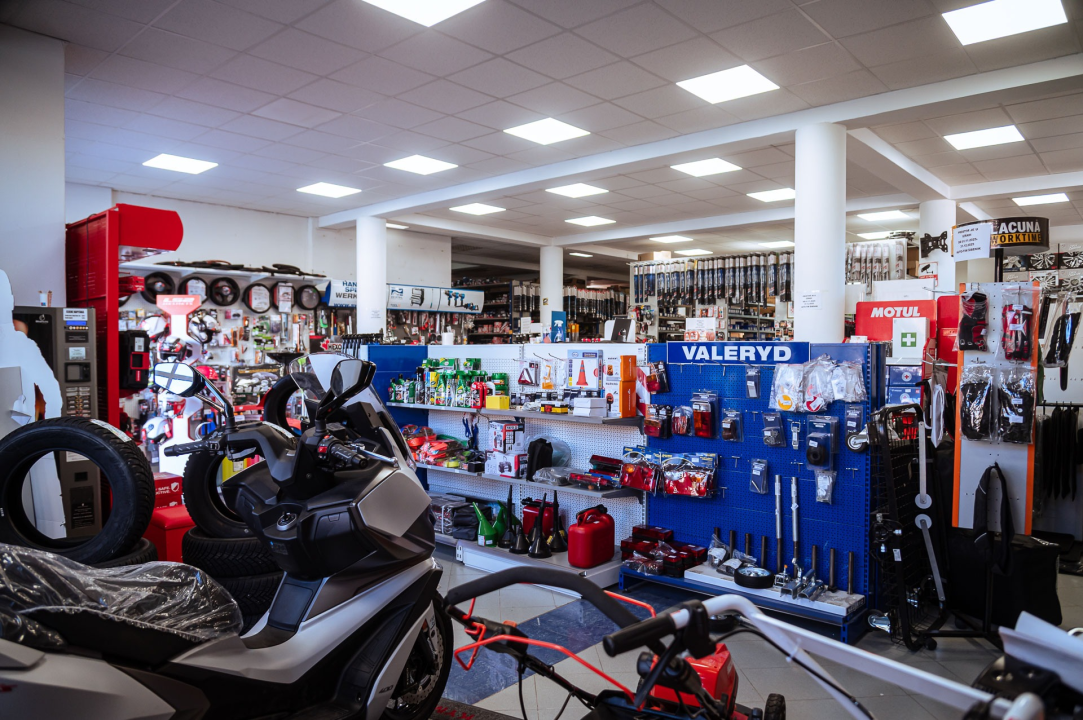 20 godina kvalitete, stručnosti i povjerenja: Najveći izbor akumulatora i guma u županiji pronaći ćete u Auto-Timu!