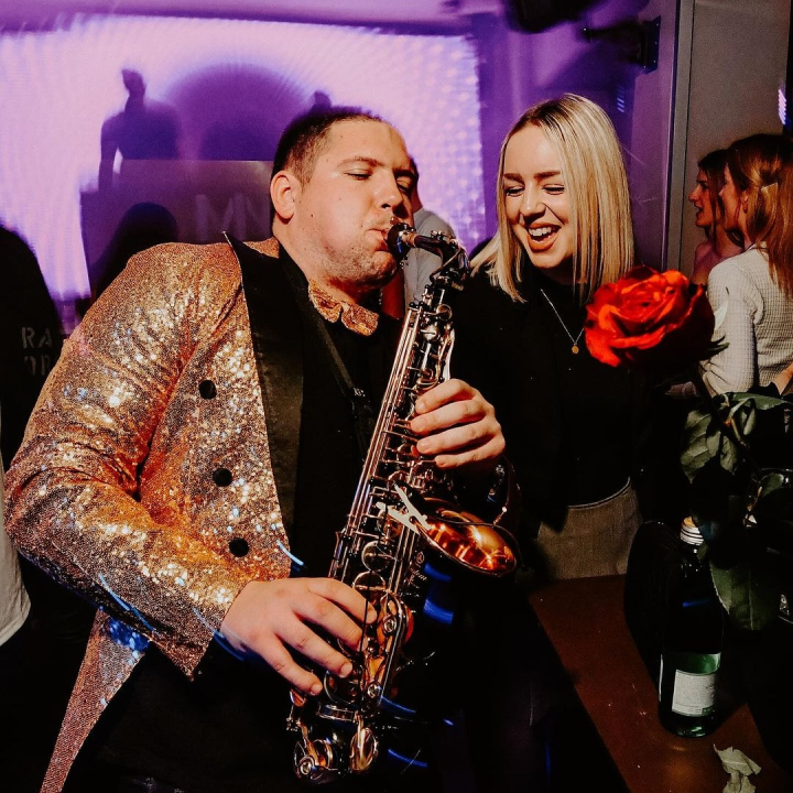 FOTO Mozart postaje epicentar vrhunske zabave uz nastup Ante Saxa!