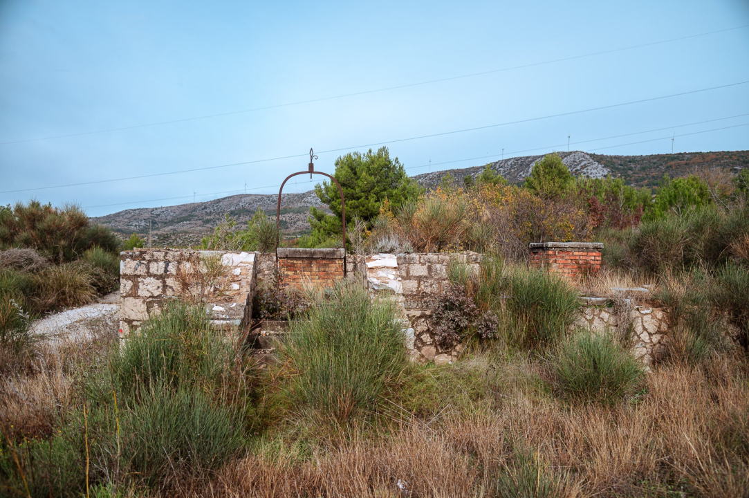 Nestao kamen s gusterne u Dubravi. Denis Škugor: 'Ovo nije sitnica, nego kulturni spomenik iz 1909. godine'