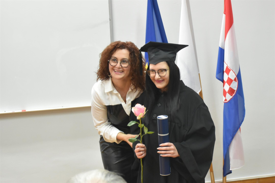 Promocija 76 prvostupnika i dodjela Dekanovih nagrada održana šibenskom Veleučilištu