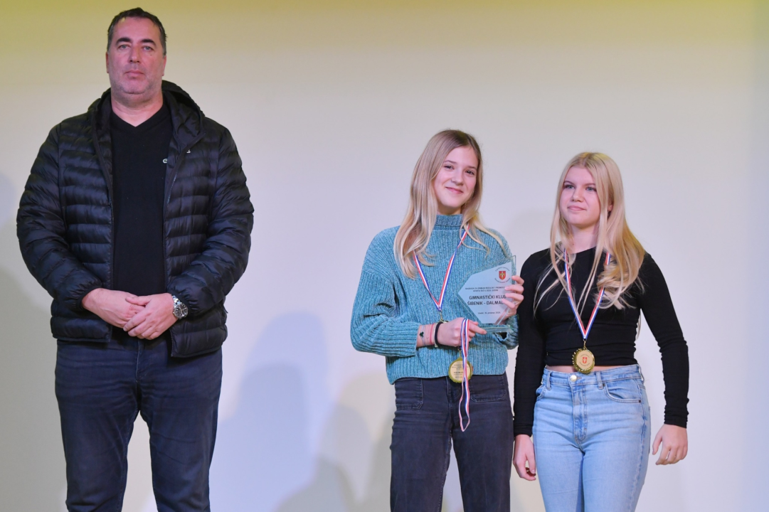 U Kulturnom domu u Unešiću u utorak je održana svečanost proglašenja najboljih mladih sportaša