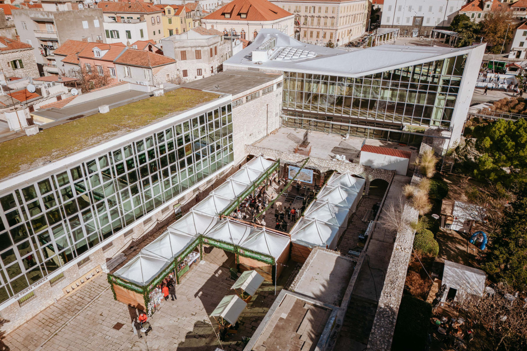 Ajmo lokalno pokreće internet trgovinu