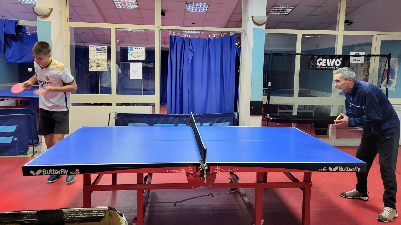 FOTO Završen jesenski dio Stolnoteniske lige Šibenika, ekipa Ferata na učinku osam od osam