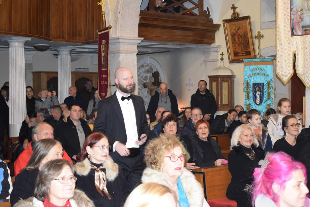 Koncert Puhačkog orkestra Primošten oduševio publiku