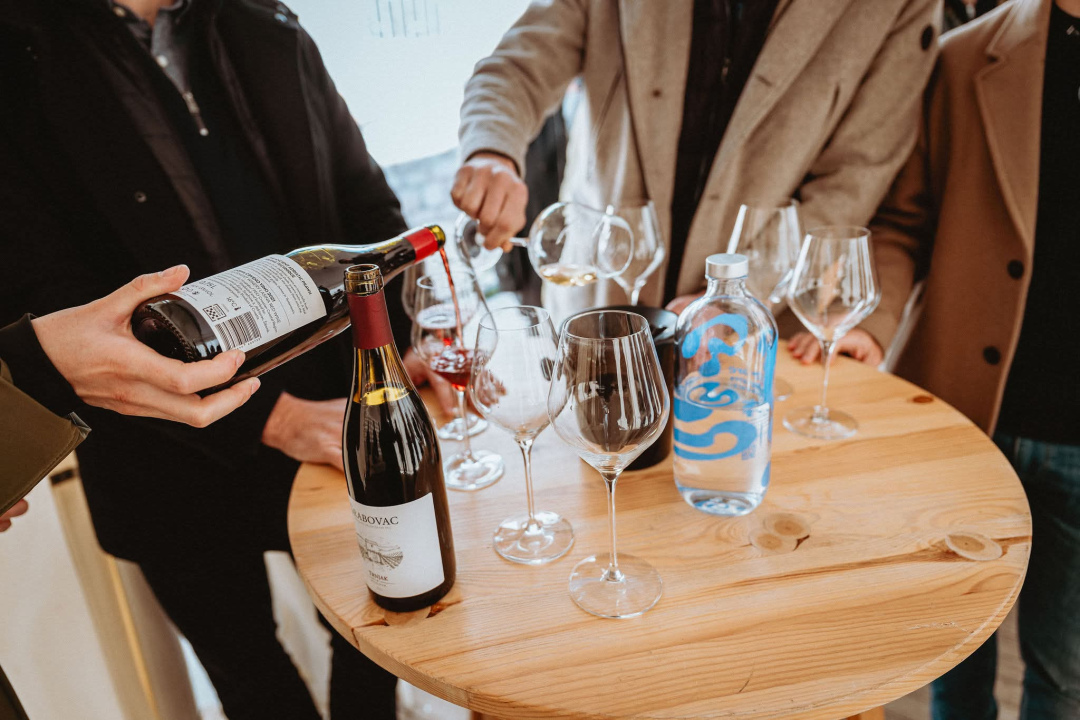 Vina, okusi i tradicija: Manifestacija Vino Dalmacije okupila dalmatinske vinare u Šibeniku