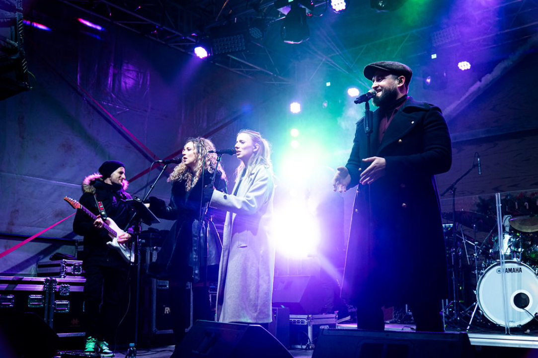 FOTO Šibenčani i gosti guštali u najluđoj noći na nekoliko lokacija, nije ih omela ni hladnoća