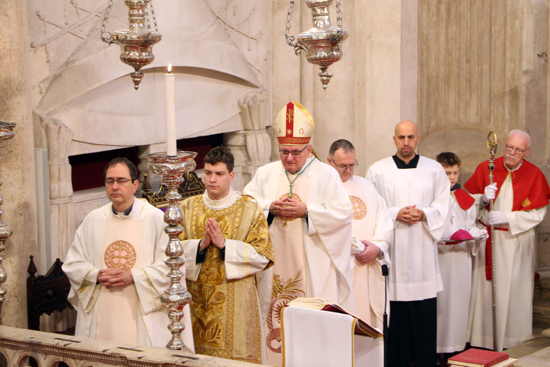 Blagdan Sveta tri kralja svečano proslavljen u katedrali sv. Jakova