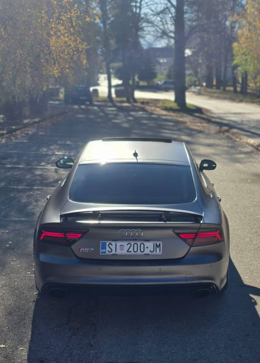 Ronaldov Audi šibenske registracije završio u oglasniku: 'Može zamjena za zemljište u Dalmaciji'