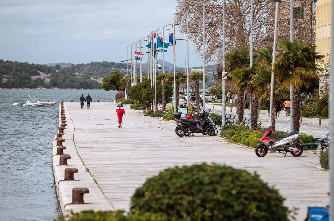 FOTO Galebovi, čini se, jedini guštaju u šibenskoj južini