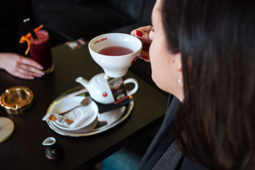 FOTO Mozart ovog mjeseca podiže ljestvicu zabave na novu razinu uz Nina Mrčelu, Sandija Cenova i Wine & Paint!